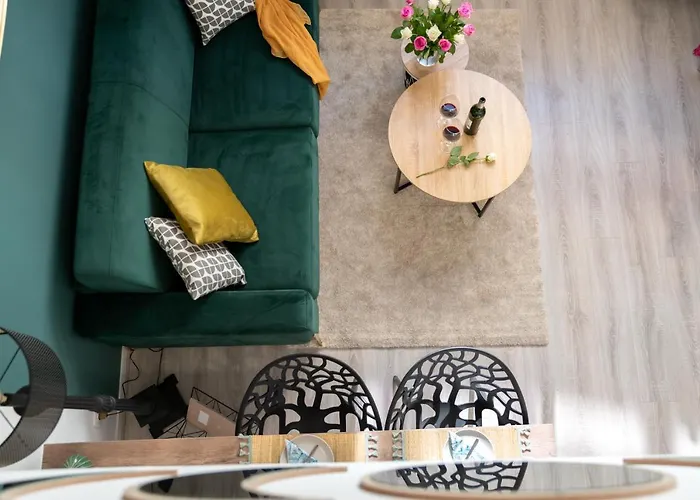 Calliopee By Kleidos - Magnifique Duplex, Gros Horloge