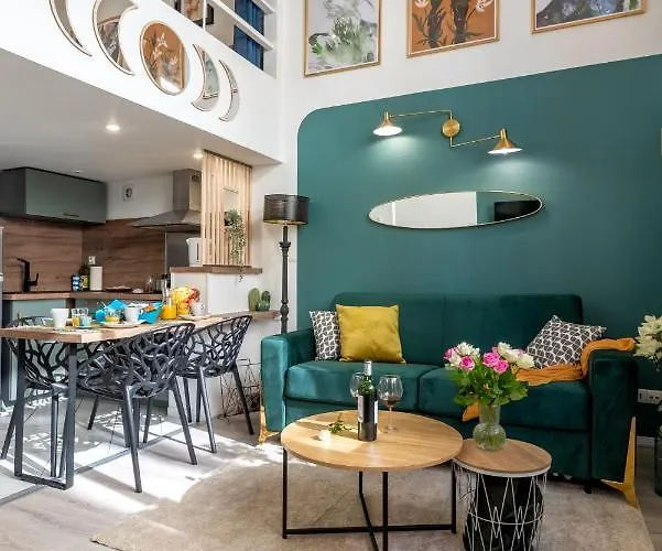 Calliopee By Kleidos - Magnifique Duplex, Gros Horloge Apartment *