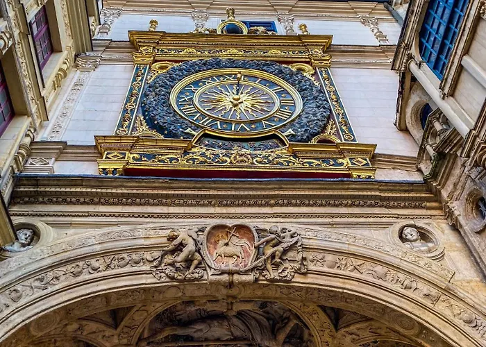 Apartment Calliopee By Kleidos - Magnifique Duplex, Gros Horloge *